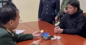 Vận chuyển vàng trái phép