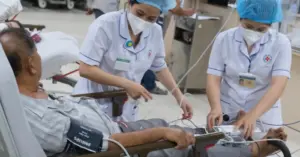 Lương nhân viên y tế vẫn tính theo hệ số: phụ cấp 100%