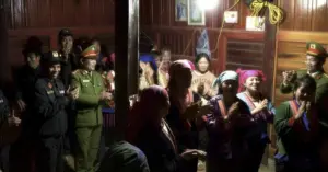 Kỳ tích cõng điện lên cổng trời Sáng Nhè
