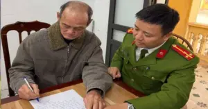 người lính trở về sau 50 năm