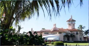 nổ súng tại Mar-a-Lago