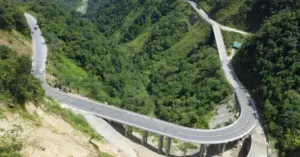 Hà Tĩnh yêu cầu giải quyết dứt điểm bồi thường nứt nhà do thi công quốc lộ 8A