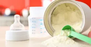 Sữa công thức chứa kim loại nặng: Phát hiện gây chấn động dư luận Mỹ