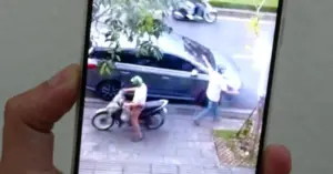 TPHCM: Công an xác minh vụ tài xế ô tô bị vây đánh