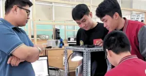 Ươm tạo doanh nghiệp công nghệ