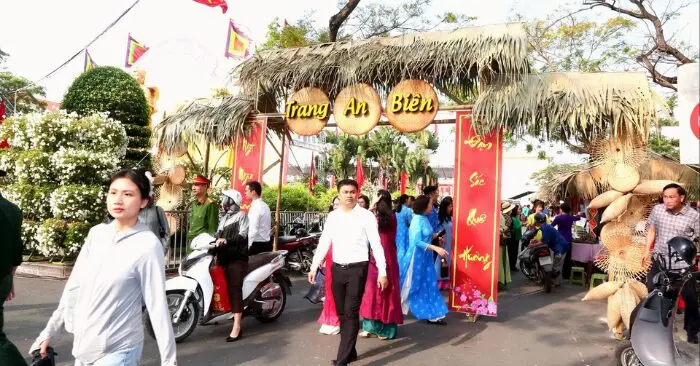 Độc đáo không gian "Chợ quê làng Vẻn"