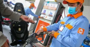 Giá dầu thế giới giảm