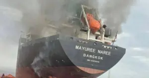 Tấn công tại eo biển Hormuz