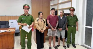 trộm cắp xe máy