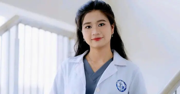 Nữ dược sĩ nhập ngũ: Vòng lựa chọn kỷ luật thay vì sự nghiệp ngành y