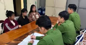 bẫy việc nhẹ lương cao