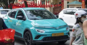 Taxi Hà Nội chuyển đổi xe điện trước 2030