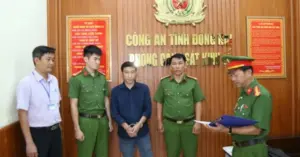 Đồng Nai: Khởi tố 2 bị can đổ hàng trăm tấn chất thải da bò gây ô nhiễm môi trường