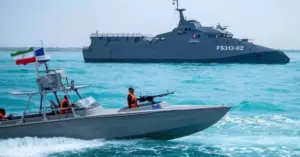 Eo biển Hormuz: Tương lai tuyến hàng hải huyết mạch phụ thuộc vào bàn đàm phán