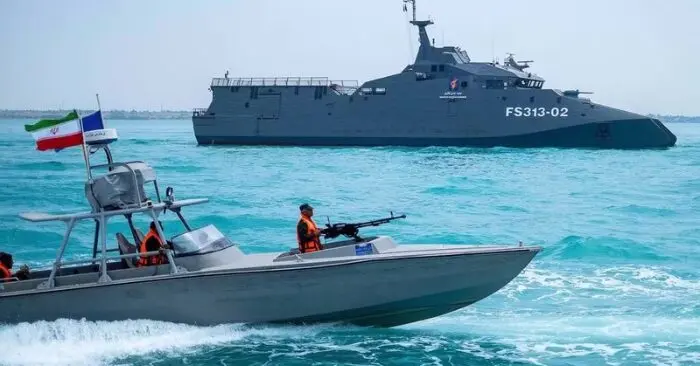 Eo biển Hormuz: Tương lai tuyến hàng hải huyết mạch phụ thuộc vào bàn đàm phán