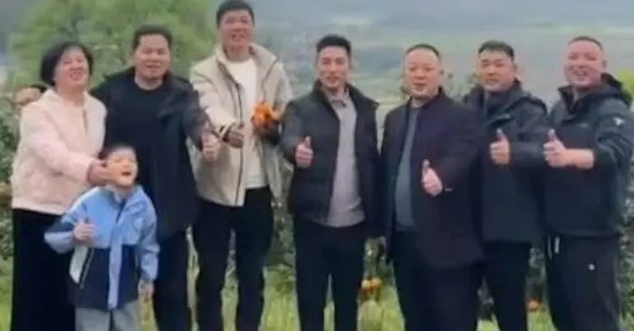 Người phụ nữ tìm lại ân nhân sau 30 năm để trả nợ khoản vay đi học