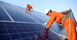 Xử phạt vi phạm hành chính khi lắp đặt năng lượng mặt trời mà không thông báo