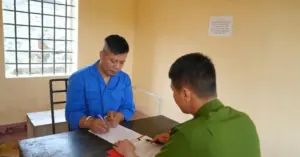 Bắt giữ nghi phạm truy sát chồng của vợ cũ rồi đốt nhà hàng