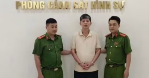 Hà Nội: Khởi tố người lái ô tô chắn lối vào hầm chung cư Hinode