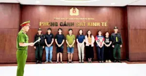 Ô nhiễm môi trường: Khởi tố đường dây đổ 20.000 tấn chất thải rắn tại Việt Nam