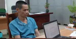Bắt quả tang đối tượng mang súng đi tiêu thụ