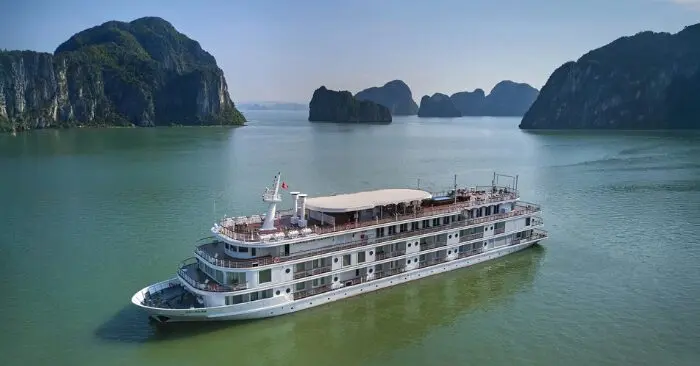 Du lịch 30/4: khách Việt đổ xô đặt tour sớm vì lo hết chỗ