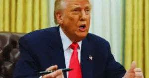 Trump: Cuộc chiến Iran và Ukraine sẽ kết thúc cùng lúc