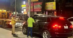 Tài xế xe BMW bị phạt 19 triệu đồng trong đêm 30/4 do có hơi men