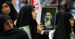 Tình báo Mỹ nhận định về nơi ẩn náu và tình trạng của Lãnh tụ tối cao Iran