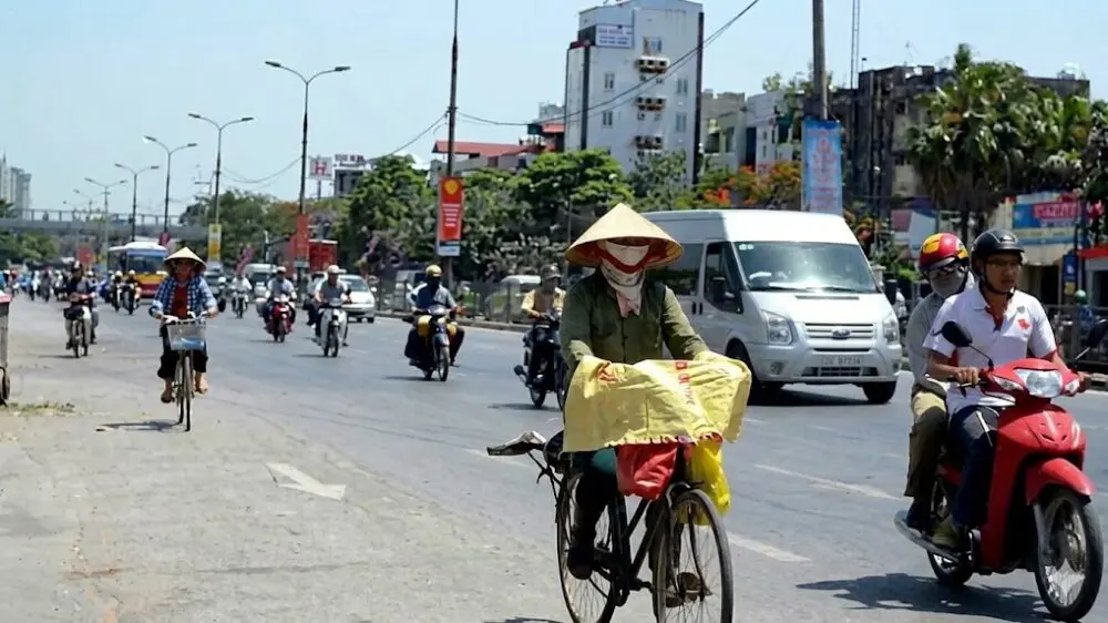 Dự báo nắng nóng gay gắt tại Trung Bộ còn kéo dài nhiều ngày tới và mở rộng ra Bắc Bộ từ ngày 21/6. Cập nhật ngay thông tin thời tiết mới nhất tại đây!