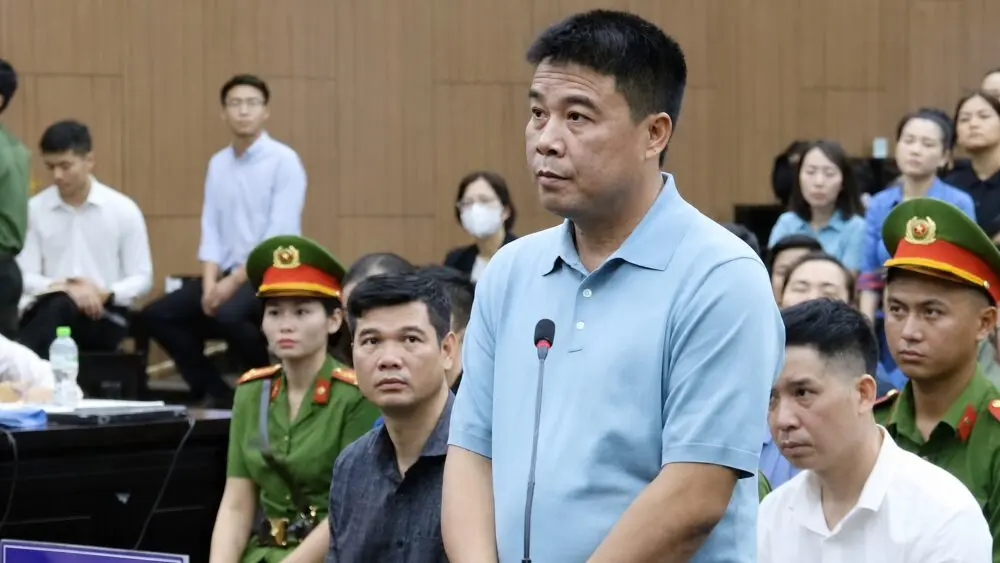 Tòa án Quân sự Trung ương xét kháng cáo của Nguyễn Văn Hậu và 414 nhà đầu tư trong vụ án Phúc Sơn, thu hút sự quan tâm dư luận.