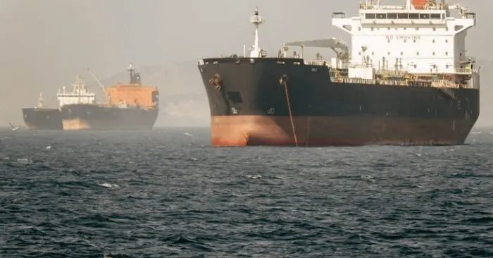 Eo biển Hormuz: Tại sao hòa bình chưa thể giúp dầu lưu thông ngay?