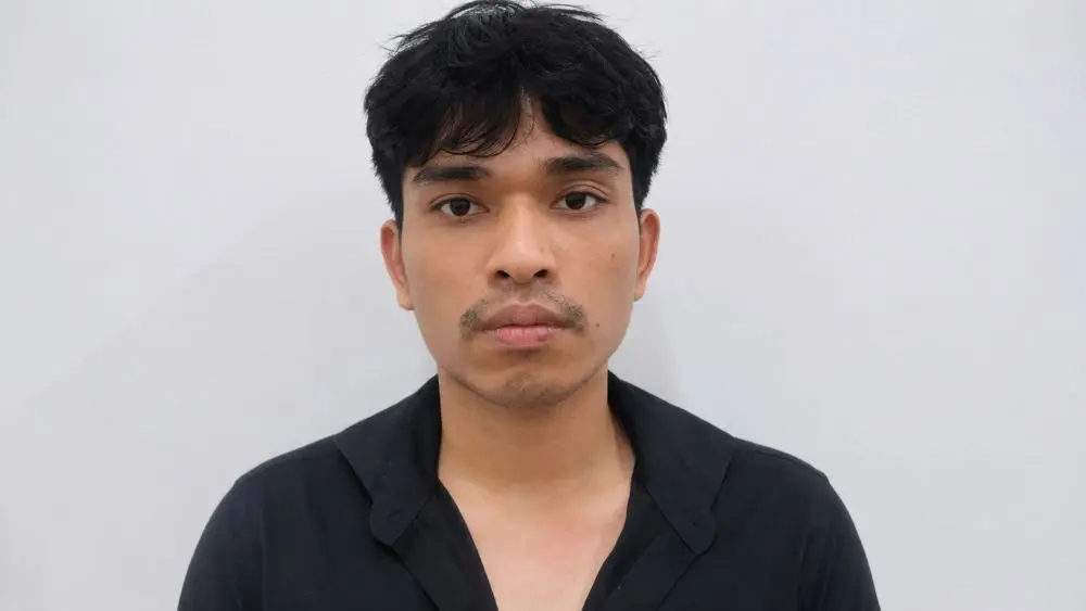 Thuê ô tô tạo vỏ bọc đại gia, nam thanh niên lừa cả gia đình người yêu chiếm đoạt 1,4 tỉ đồng. Xem diễn biến vụ việc.