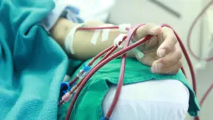 Ước mơ duy nhất của cô gái suy thận ở tuổi 22 là được ghép thận để tiếp tục sống và học tập. Câu chuyện khiến nhiều người xúc động.