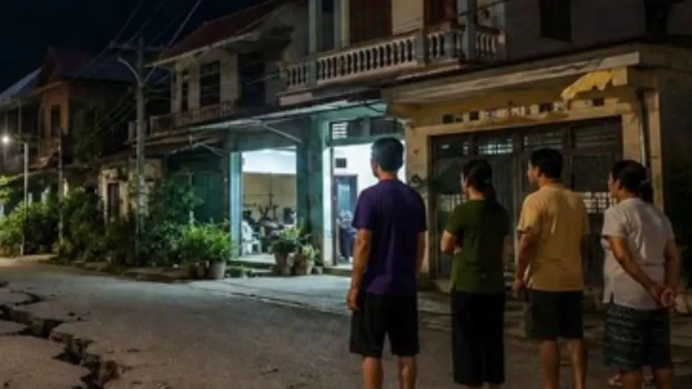 Động đất tại xã Bảo Lạc gây rung chấn mạnh sau tiếng nổ lớn, khiến nhiều người dân cảm nhận rõ rung lắc và theo dõi diễn biến vụ việc.