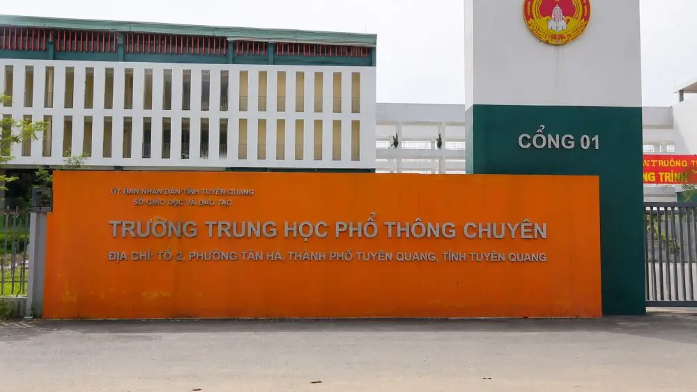 Vụ điểm cao bất thường ở Tuyên Quang bị khởi tố thêm 15 bị can. Diễn biến mới của vụ án thu hút sự quan tâm của dư luận.