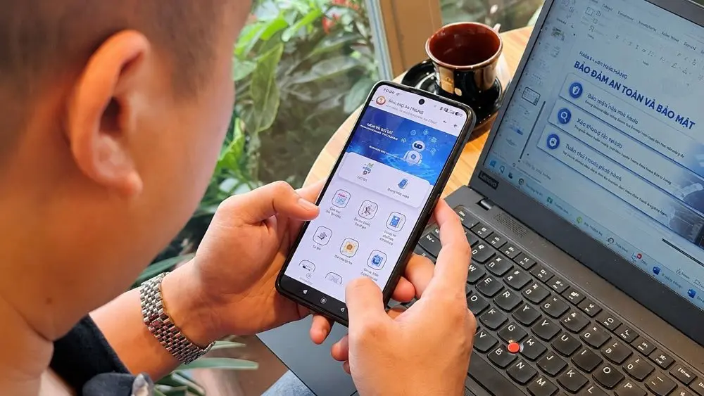 AI Hải Phòng giúp công chức xử lý công việc nhanh hơn, đồng thời hỗ trợ người dân kết nối chính quyền qua ứng dụng thông minh