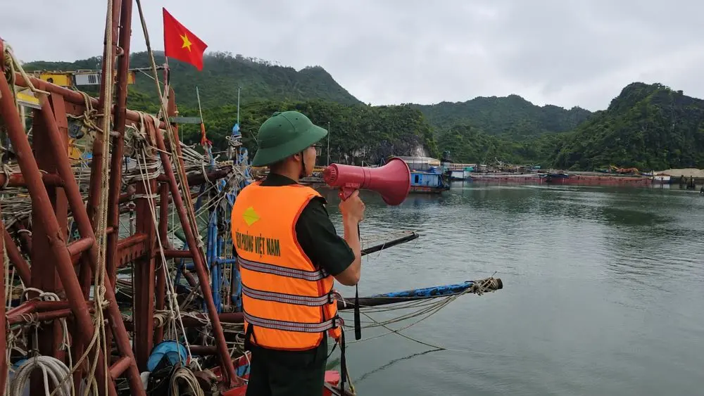 Hải Phòng khẩn trương triển khai các biện pháp ứng phó bão số 1, tăng cường kiểm đếm tàu thuyền và bảo đảm an toàn cho người dân.