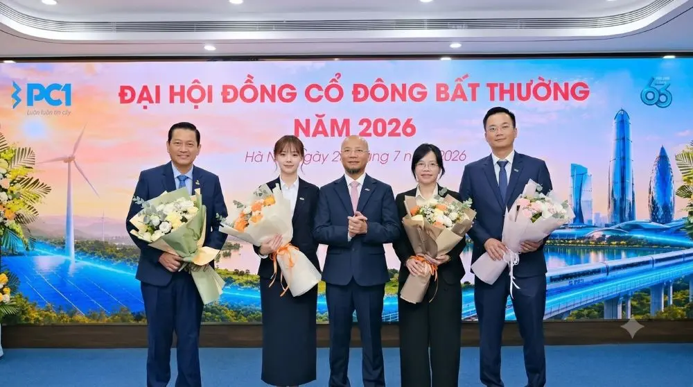 Con gái 27 tuổi của cựu Chủ tịch PC1 đang bị tạm giam được bầu làm Chủ tịch HĐQT