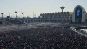 Kỷ nguyên hậu Khamenei đang định hình Iran ra sao? Những chuyển động quyền lực và tác động tới tương lai đất nước.