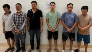 Công an Đà Nẵng triệt phá đường dây cá độ bóng đá giao dịch gần 60 tỷ đồng, tạm giữ nhiều nghi phạm để điều tra.