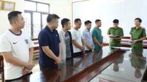 Bắt trưởng phòng ở Thái Nguyên liên quan đường dây cá độ hơn 900 tỷ đồng, diễn biến mới của vụ án gây chú ý.