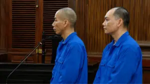 Giám đốc Công ty Nhà Tiến Phát Ngô Sĩ Linh lĩnh án tù chung thân vì lừa đảo nhà đầu tư, cùng đồng phạm phải bồi thường hơn 102 tỷ đồng.