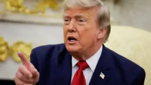 Tổng thống Trump chỉ thị cứng rắn cảnh báo Iran sau diễn biến leo thang căng thẳng, cập nhật những thông tin mới nhất trong bài viết.