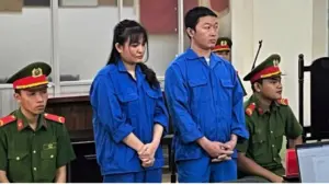 Được hoãn thi hành án vì nuôi con nhỏ, người phụ nữ vẫn tiếp tục bán ma túy và cùng đồng phạm hầu tòa.