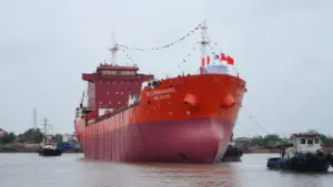 Phà Rừng hạ thủy thành công tàu dầu/hóa chất 13.000DWT xuất khẩu sang Hàn Quốc, khẳng định năng lực đóng tàu Việt Nam.