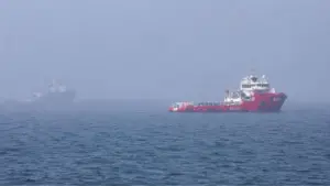 Cuộc đấu tại eo biển Hormuz có thể đẩy chiến sự Iran sang giai đoạn nguy hiểm hơn, làm gia tăng rủi ro an ninh hàng hải và khu vực.