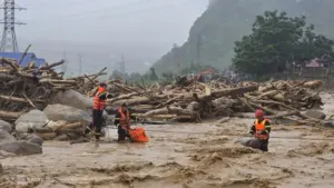 Miền Bắc tiếp tục mưa lớn, hàng trăm xã đối mặt nguy cơ sạt lở đất, lũ quét. Cập nhật diễn biến và cảnh báo mới nhất