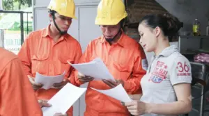 EVNHCMC cảnh báo tình trạng giả danh nhân viên điện lực lừa thu phí thay công tơ điện tử và khuyến cáo người dân không chuyển tiền cho các đối tượng.