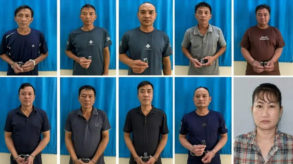 Công an Thanh Hóa bắt giữ 10 người đánh bạc bằng hình thức chơi bài phỏm, thu hơn 200 triệu đồng tại căn nhà 2 tầng.